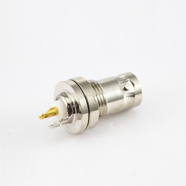 BNC50Ω前鎖穿墻直型母頭接線焊接 BNC50Ω前鎖穿墻直型母頭接線焊接